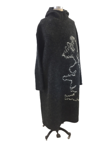 Bade- und Outdoor Poncho mit Kapuze - schwarz mit Island-Umriss