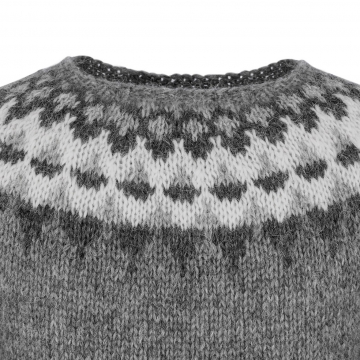 Dünner Damen Islandpullover - Handgestrickt - A = 61 cm, B = 46 cm, C = 46 cm