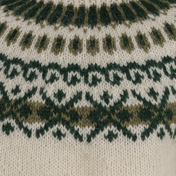 Weißer Islandpullover - Handgestrickt in Island - Länge 70 cm - B = 49 cm - C = 46 cm