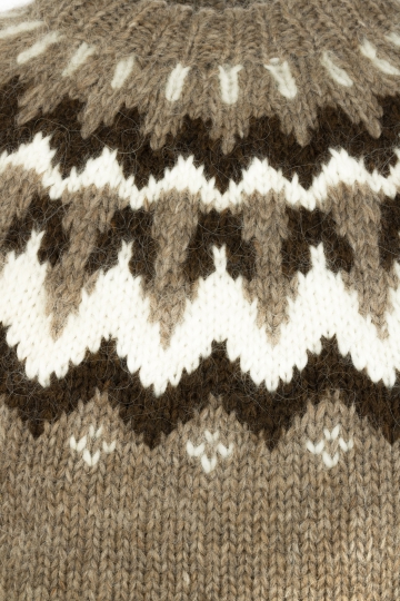 Handgestrickter Islandpullover - braun / dunkelbraun