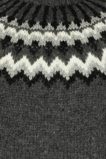 HSI-213 Pull islandais tricoté à la main - gris foncé