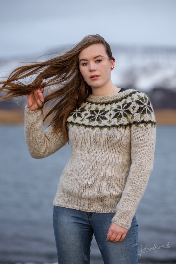 Handknitted Icelandic Sweater HSI-214 - grey / green