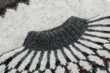 Damen Islandpullover - handgestrickt - Lopapeysa hellgrau kombi