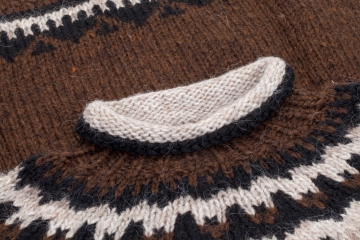 Hand-knit Icelandic Wool Sweater HSI-218 - brown