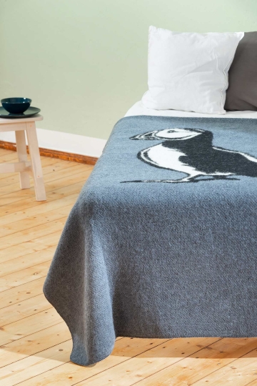 Icelandic Wool Blanket - Puffin - blue