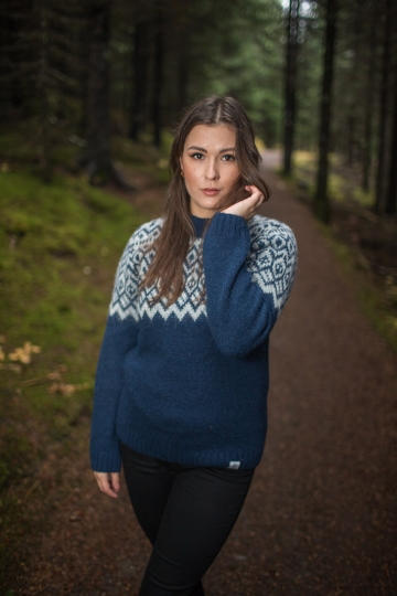 Isländischer Damen / Herren Wollpullover - dunkel-blau