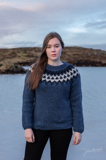 Handgestrickter Island-Pullover HSI-245 - blau