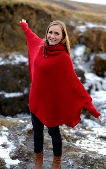 Womens Wool Poncho with collar - red