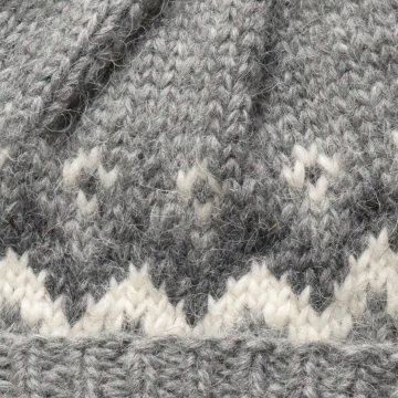Handknitted Icelandic Woolen Hat - light grey/white