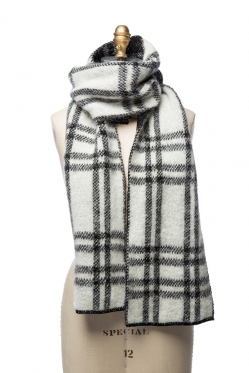 VARMA 091 - Scarf with check pattern - black / white