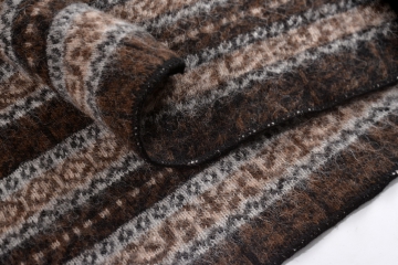 Icelandic Woolen Blanket 053 - Brown / Black