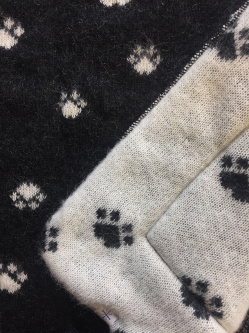 Large dog blanket for dog bed - 100% wool