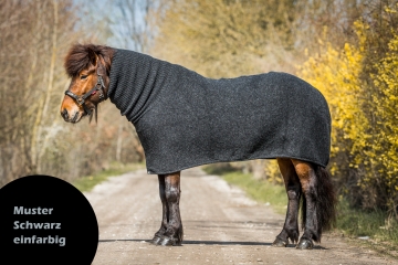 Icelandic Woolen Horse Cooler Rug with Turtleneck