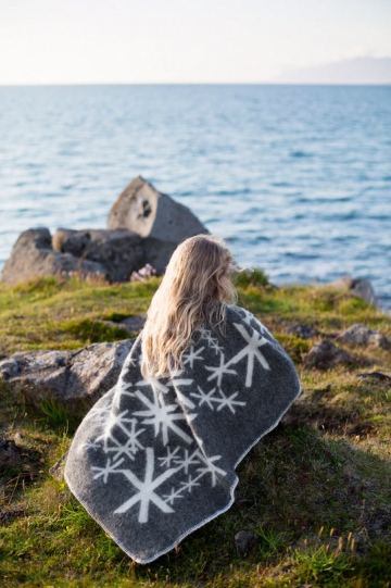 Nordic Woolblanket - Strength - dark grey