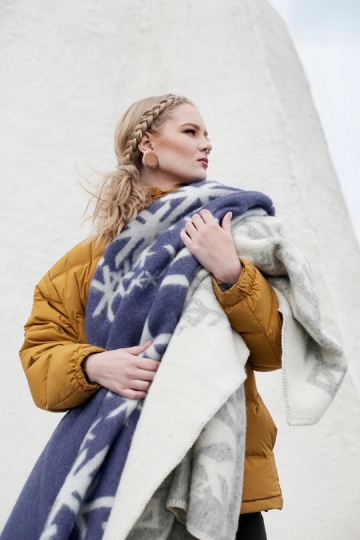 Nordic Woolblanket - Strength - navy blue