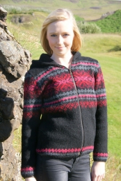 KIDKA 008 Iceland Women Sweater - Hooded Wool Sweater - Black / Red