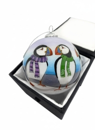 Handgeblasene Weihnachtsbaumkugel aus Glas - Lundi - Papageientaucher